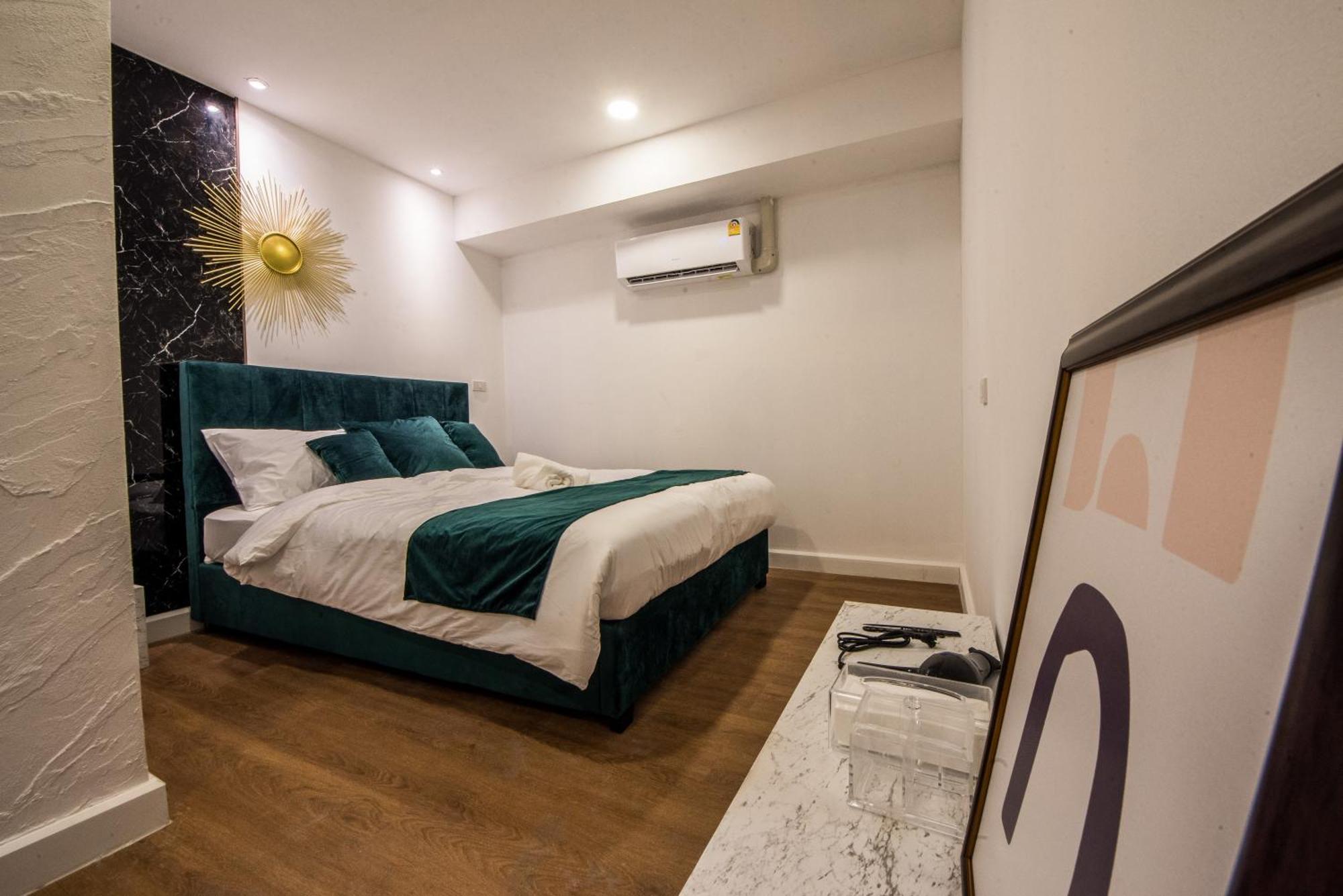 Theme Boutique Hotel Bangkok Makkasan 객실 사진